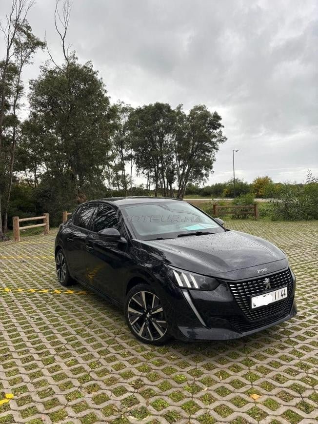 Photo 1 de Peugeot 208